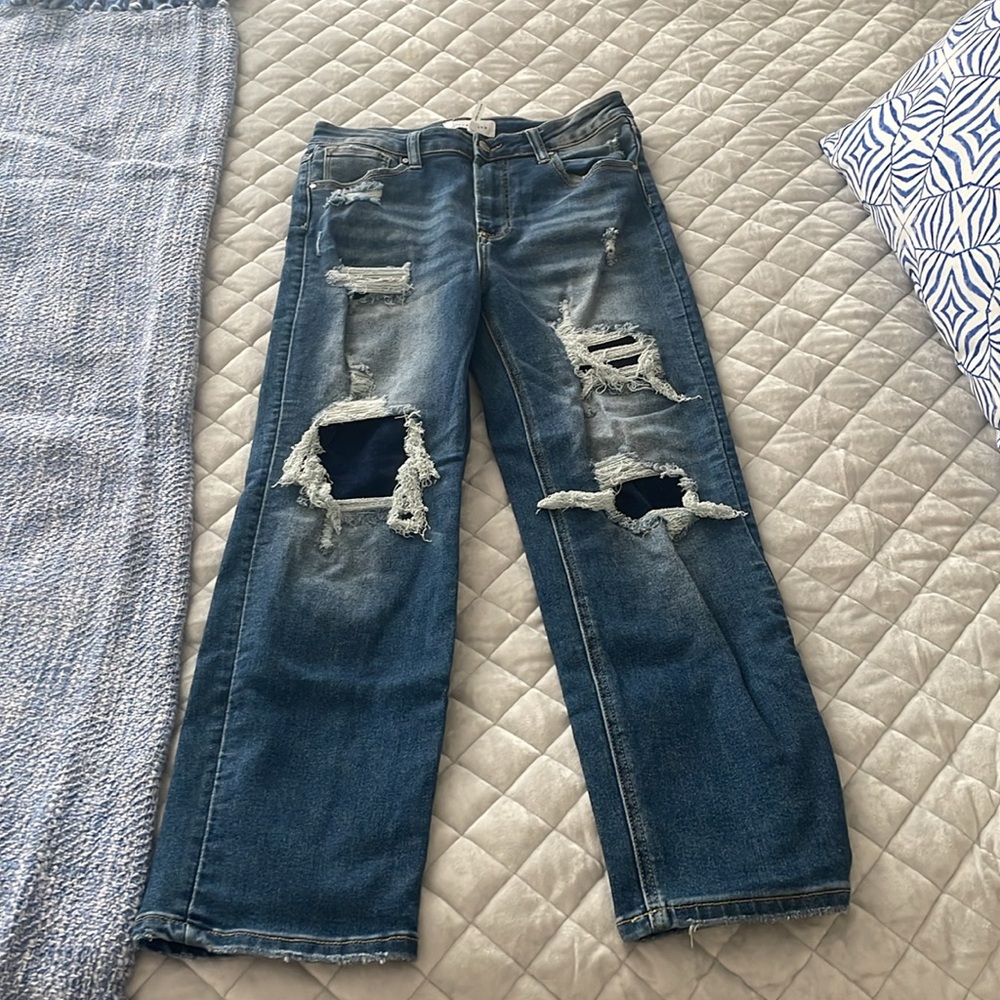 Risen Medium Washed Distressed Risen Jeans - image 3